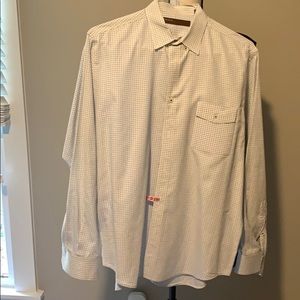 Men’s Perry Ellis button down shirt